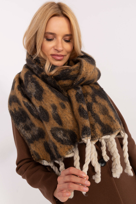 Šalikas-AT-SZ-416.61P-kupranugaris