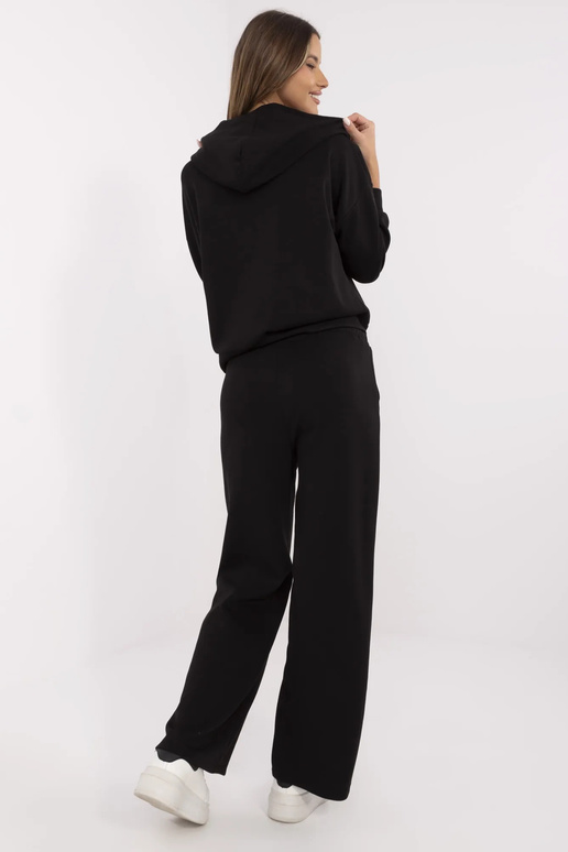 Dviejų dalių komplektas.68-juodas