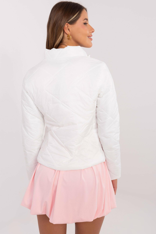 Striukė-MI-KR-88630.60P-balta