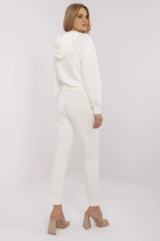 Rinkinys -NM-KMPL-V5696.96-ecru