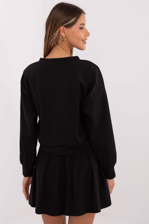 Dviejų dalių komplektas.92-juodas