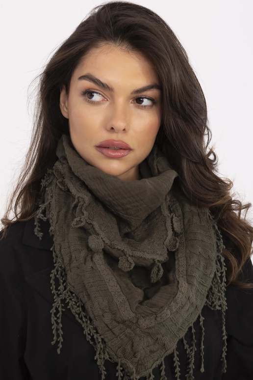 Šalikas-AT-CH-0414.84-chaki spalvos