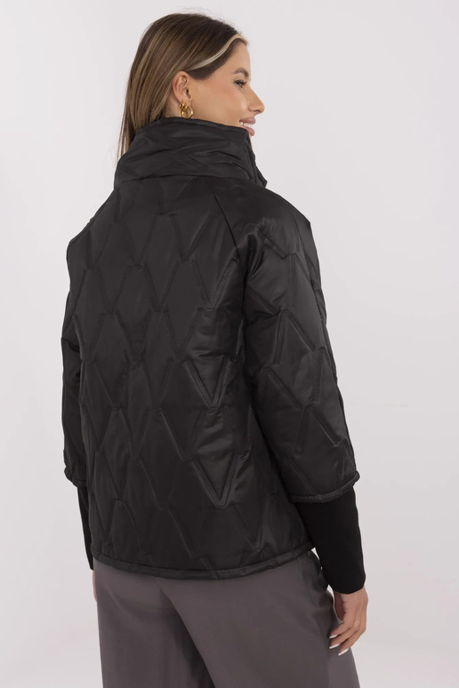 Striukė-MI-KR-9002-1.74P-juoda