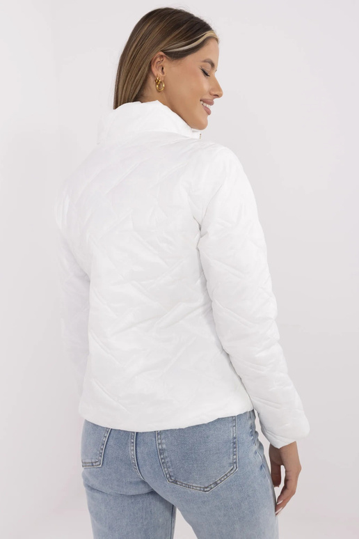 Striukė-MI-KR-88625.12-balta