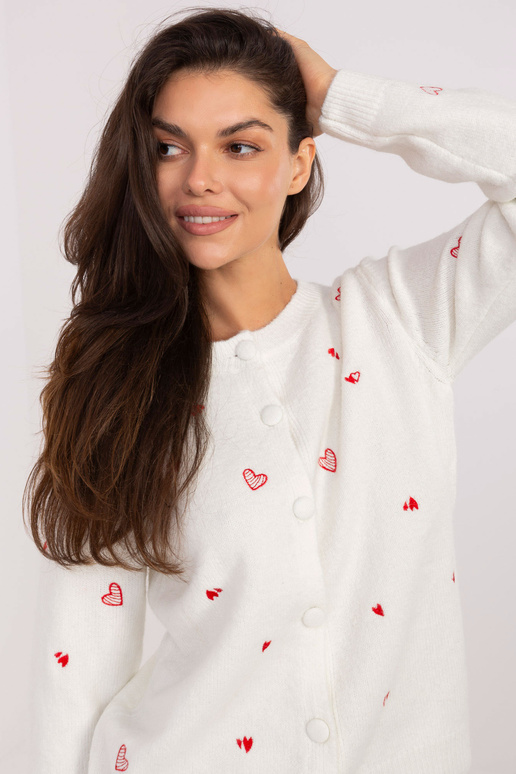 Kreminės spalvos megztinis