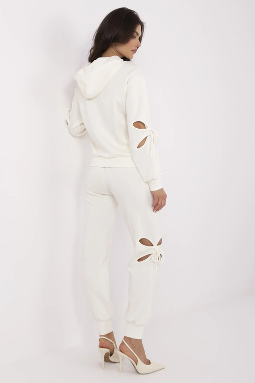 Rinkinys-NM-KMPL-V5698.03-ecru