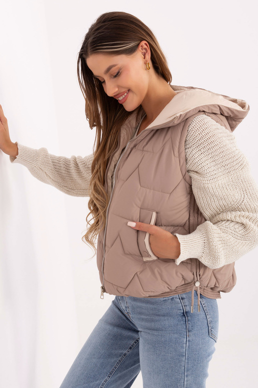 Liemenė - tamsiai smėlinė