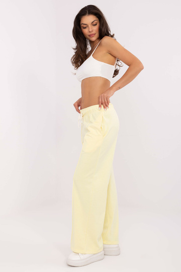 Sportinės kelnės šviesiai...