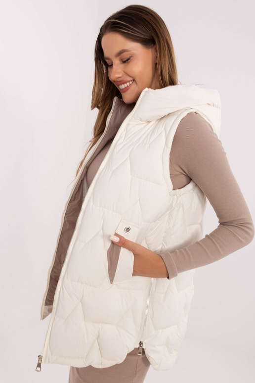 Liemenė kreminio atspalvio