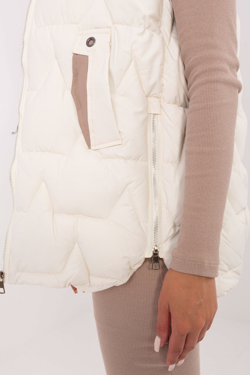 Liemenė kreminio atspalvio