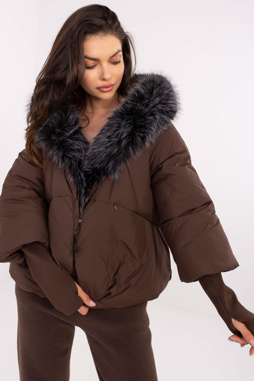 Ruda striukė Ruda striukė