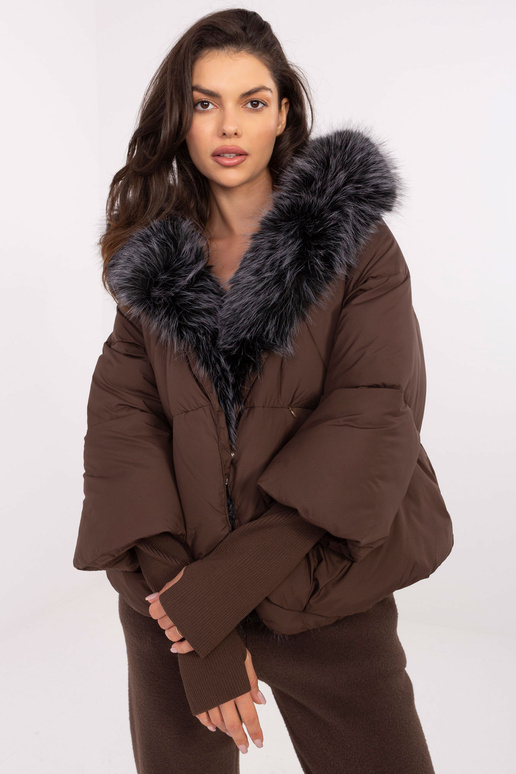 Ruda striukė Ruda striukė