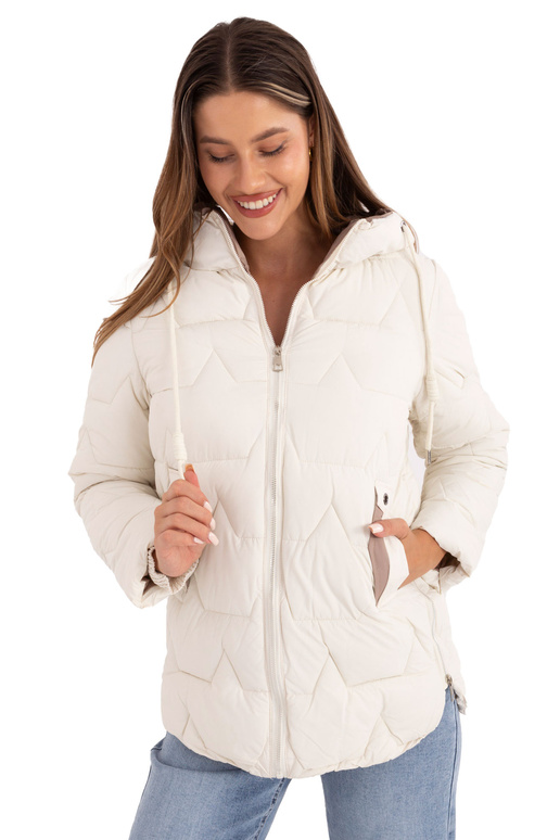 Striukė kreminio atspalvio