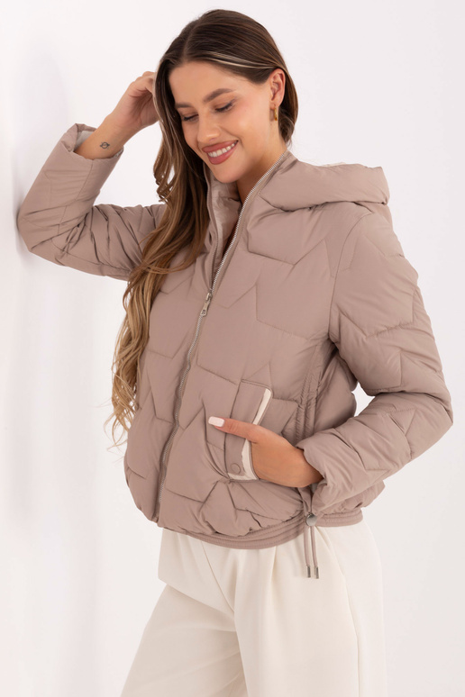 Striukė tamsiai smėlinė Striukė tamsiai smėlinė