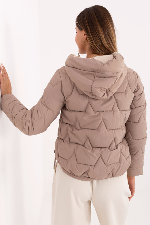 Striukė tamsiai smėlinė Striukė tamsiai smėlinė