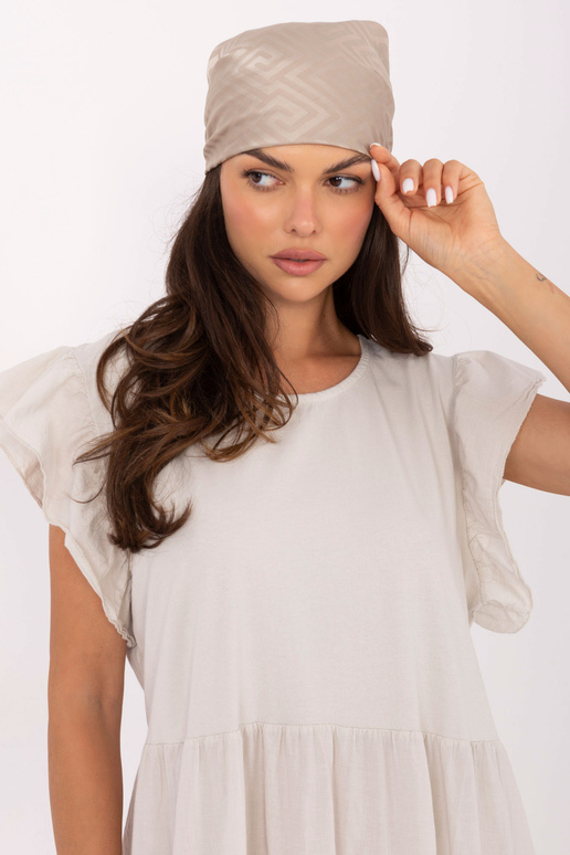 Suknelė šviesiai smėlinė