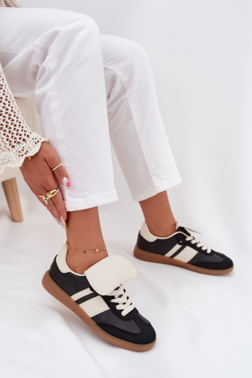   modelio batai  Z Wywiniętym Językiem Juodos spalvos Ardira