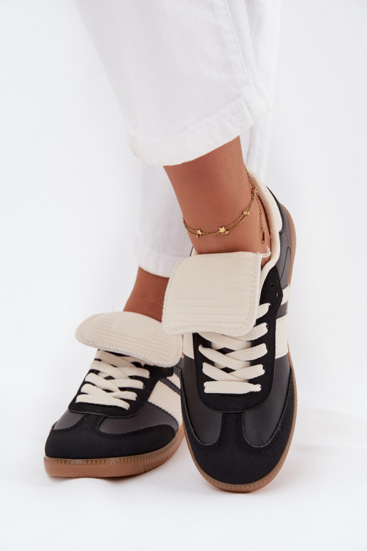   modelio batai  Z Wywiniętym Językiem Juodos spalvos Ardira