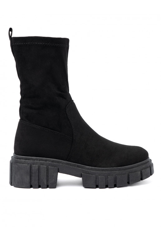 Moteriški juodos spalvos zomšiniai batai Moteriški juodos spalvos zomšiniai batai