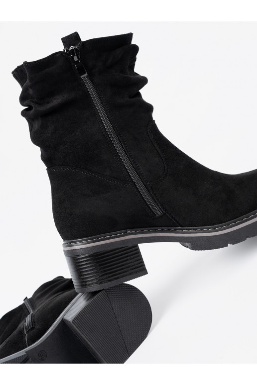 Moteriški aulinukai juodos spalvos z ozdobnym marszczeniem