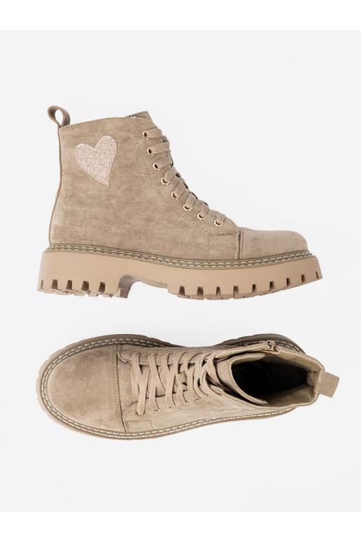 smėlio spalvos auliniai batai  i grubą podeszwą