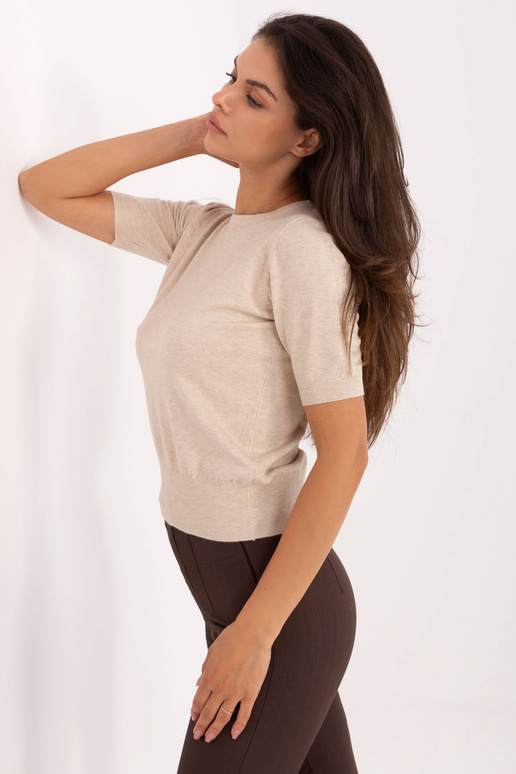 Smėlio spalvos megztinis