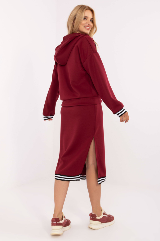 Komplektas - vyšninis Komplektas - vyšninis