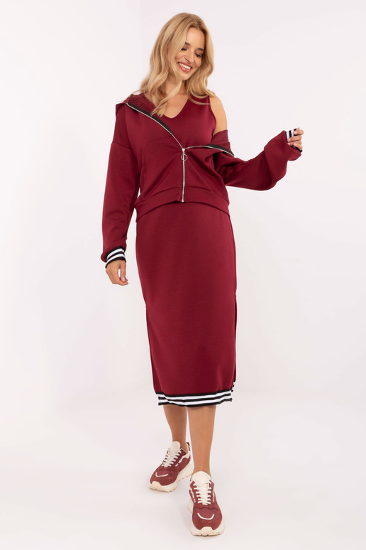 Komplektas - vyšninis Komplektas - vyšninis