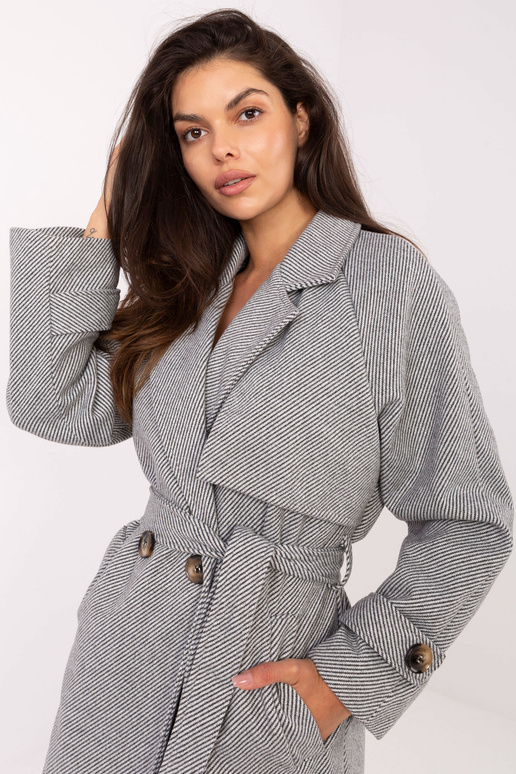 Paltas - baltai pilkas