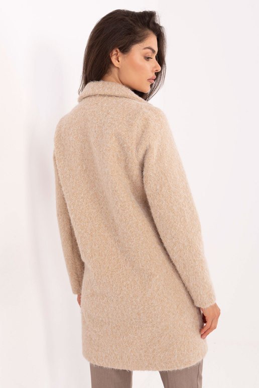 Smėlinės spalvos paltas