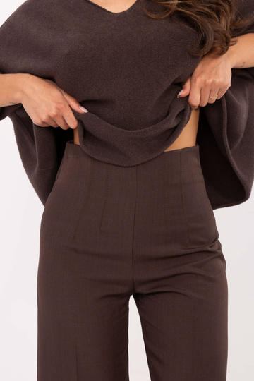 Kelnės tamsiai rudos