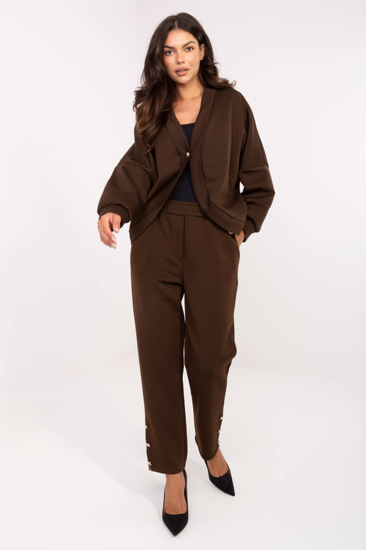 Komplektas tamsiai rudos spalvos