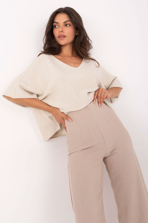 Kelnės smėlinės spalvos