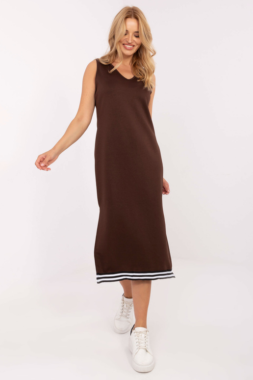 Tamsiai rudas komplektas Tamsiai rudas komplektas