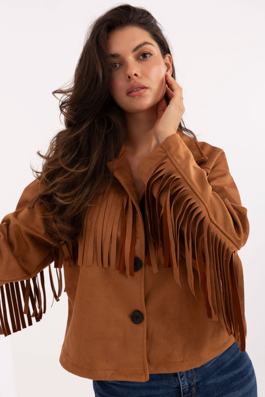 Kuprinė kupranugario spalvos