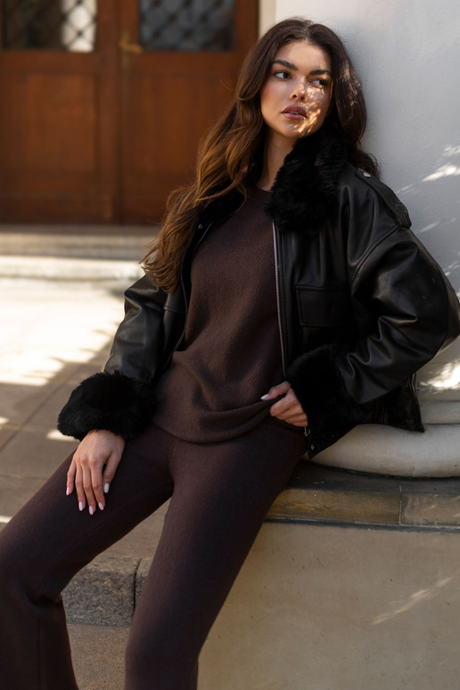 Komplektas - tamsiai rudas Komplektas - tamsiai rudas