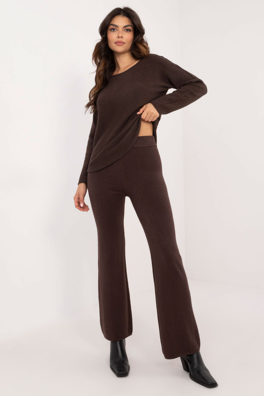 Komplektas - tamsiai rudas Komplektas - tamsiai rudas