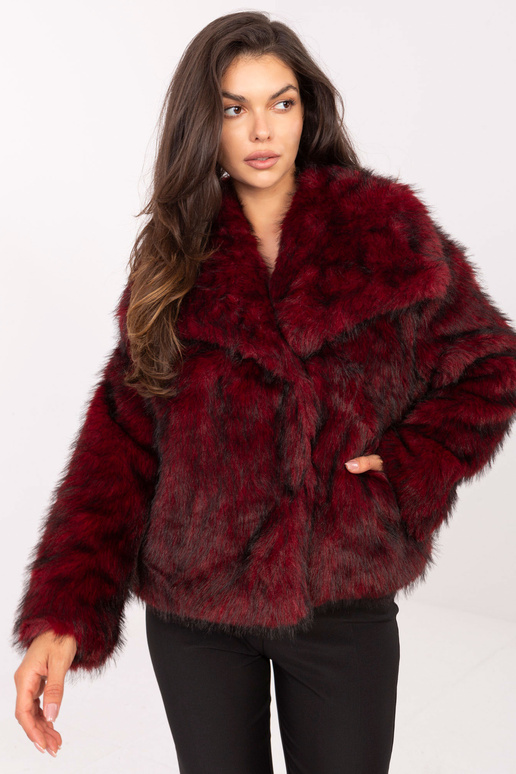 Vyšnių spalvos kailinukai