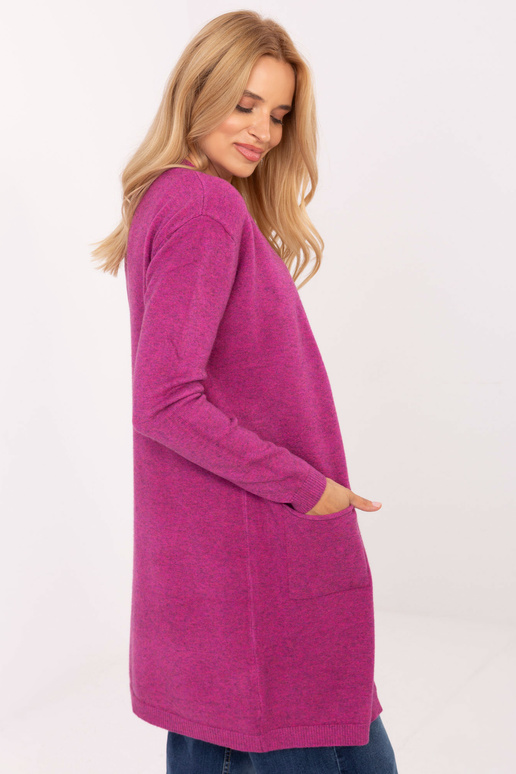 Kardiganas - fuksijos spalva