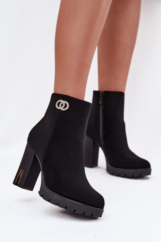 pašiltinti Moteriški aulinukai  Detalem Juodos spalvos Vessara pašiltinti Moteriški aulinukai  Detalem Juodos spalvos Vessara