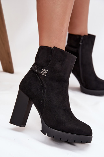 pašiltinti Moteriški aulinukai su dekoruotais kulnais Juodos spalvos Zayna