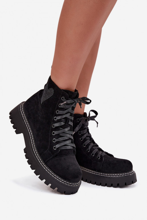 Moteriški aulinukai Z su blizgesiuowym su širdelėmism Juodos spalvos Nariri Moteriški aulinukai Z su blizgesiuowym su širdelėmism Juodos spalvos Nariri