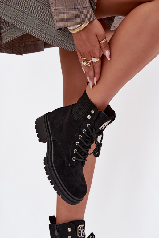 aulinukai  pašiltinti su gražiomis detalėmis Juodos spalvos Olivira