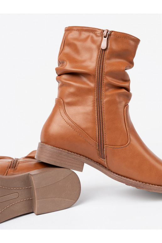 Komfortowe batai karmelowe z marszczeniami