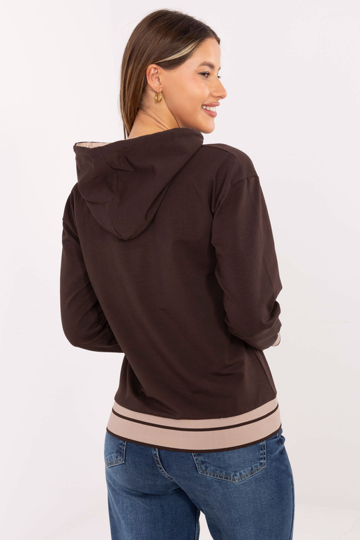 Tamsiai rudas džemperis