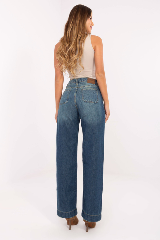 Tamsiai mėlynos kelnės