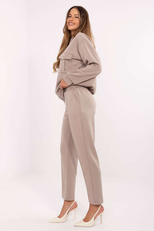 Komplektas tamsiai smėlinės spalvos