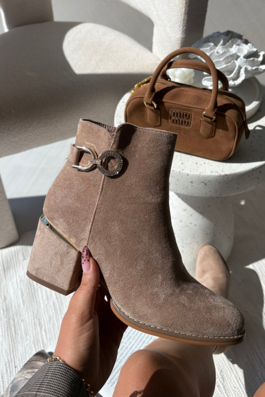 pašiltinti Moteriški aulinukai Ze aukso spalvosmi Detalami su kulniukais smėlio spalvos Dorisse pašiltinti Moteriški aulinukai Ze aukso spalvosmi Detalami su kulniukais smėlio spalvos Dorisse