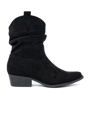 Juodos spalvos moteriški batai o klasycznym kroju