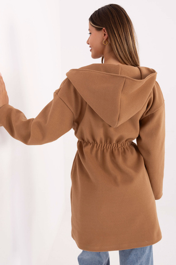 Paltas - kupranugario spalvos